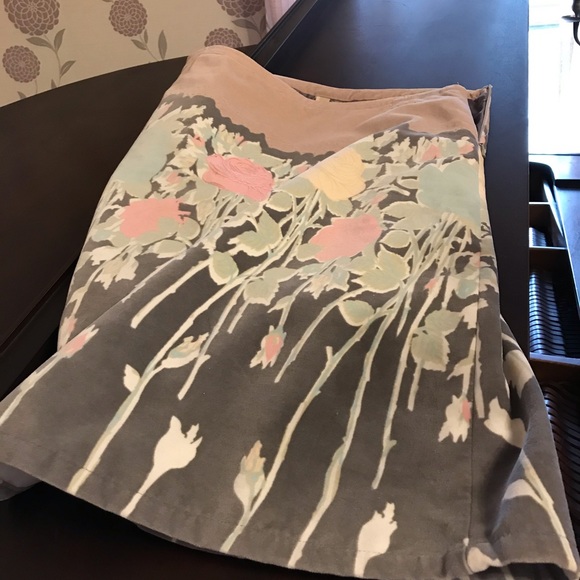 Ted Baker velvety skirt with embroidery size 2 - Picture 7 of 8